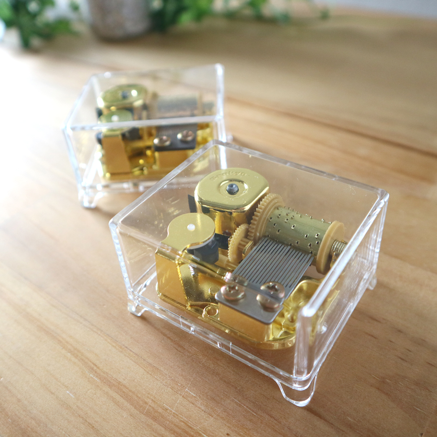 18弁】アクリルクリアBOX（脚付き） オルゴール シンプル 人気曲