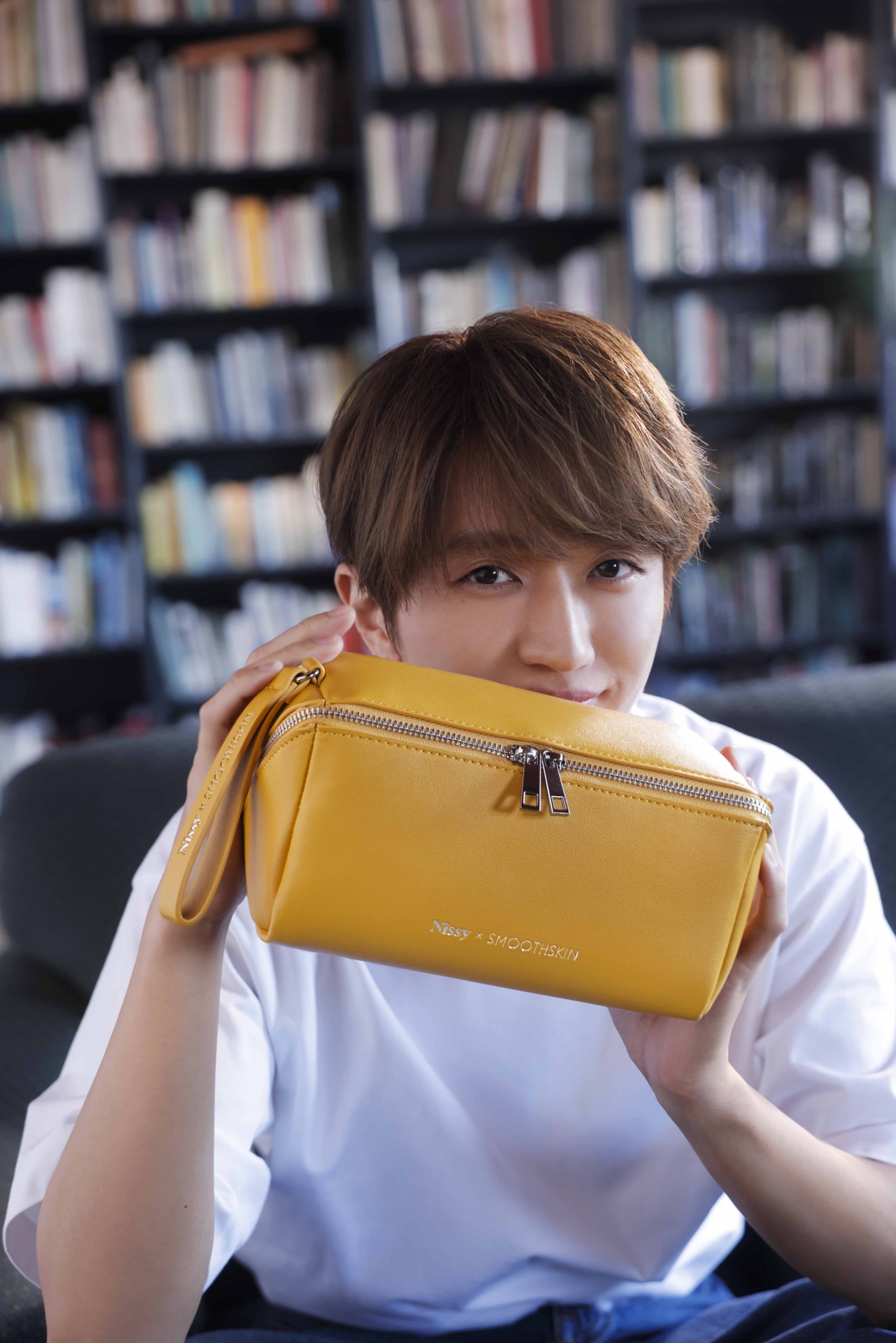 Nissy（西島隆弘）xスムーズスキン、コラボスペシャルポーチ発売
