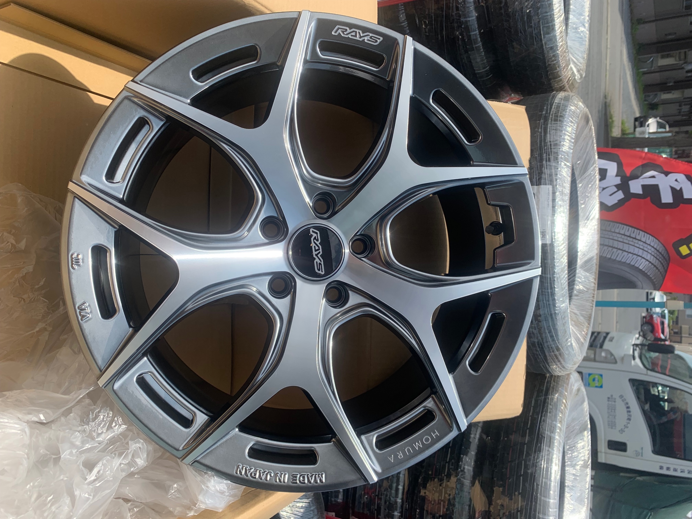 RAYS HOMURA 2×5FT | スタッフ日記 | ミスタータイヤマン ひたちなか店