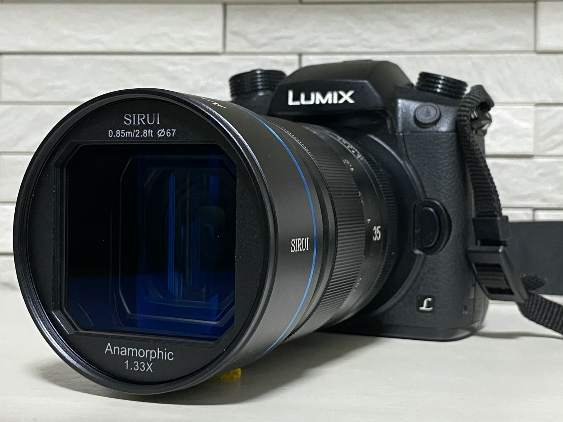 SIRUI 35mm/F1.8 1.33xアナモルフィックレンズで夜景を撮る