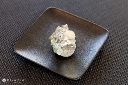 金運＆財運の恵みの石 ゴールデン・パイライト原石 023925-239