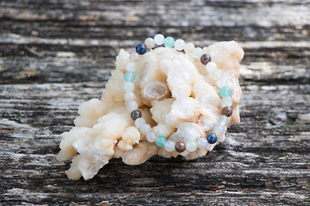 人生の成功＆人脈の守護石・アラゴナイト原石26-4/パワーストーン