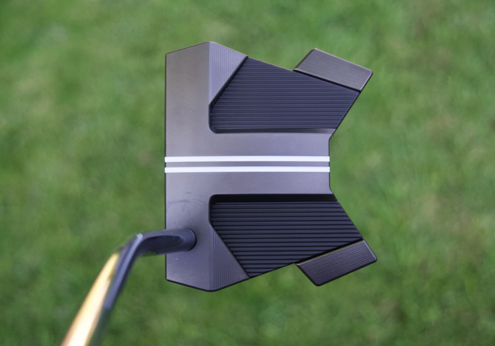 限定モデル スコッティ・キャメロン「PHANTOM BLACK」登場！プロの声が