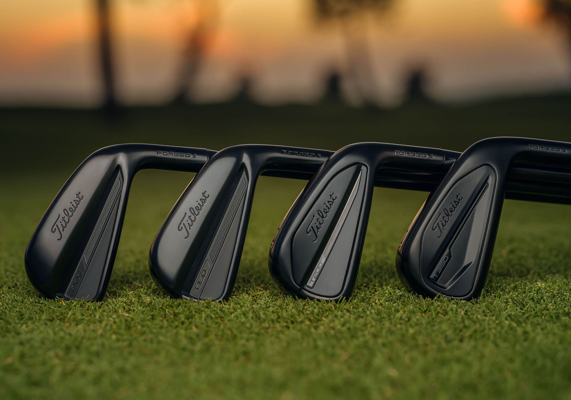 完売必至！世界数量限定タイトリスト『Tシリーズ ブラック』アイアンが登場