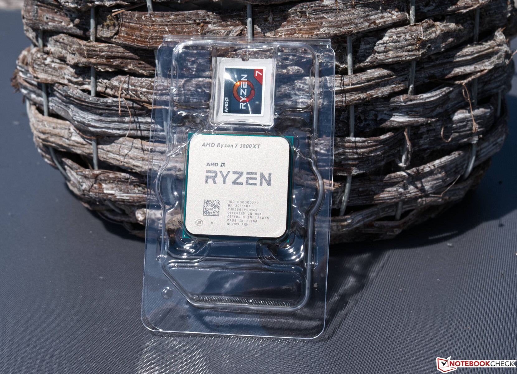 AMD Ryzen 7 3800XT Desktop CPU in review: Matisse refresh for the