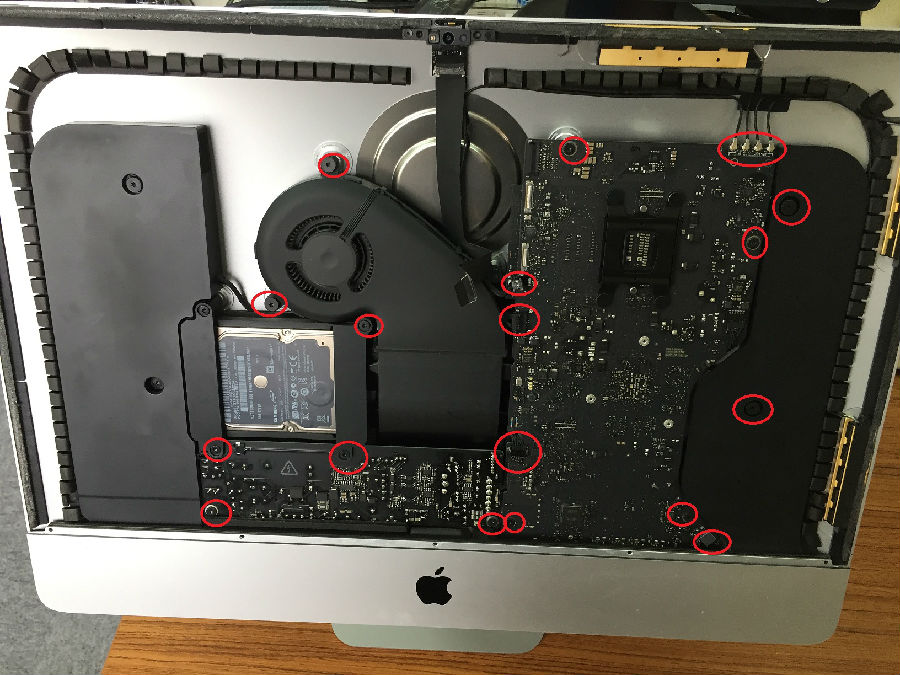 iMac 21.5インチ 2013年タイプ メモリ増設作業