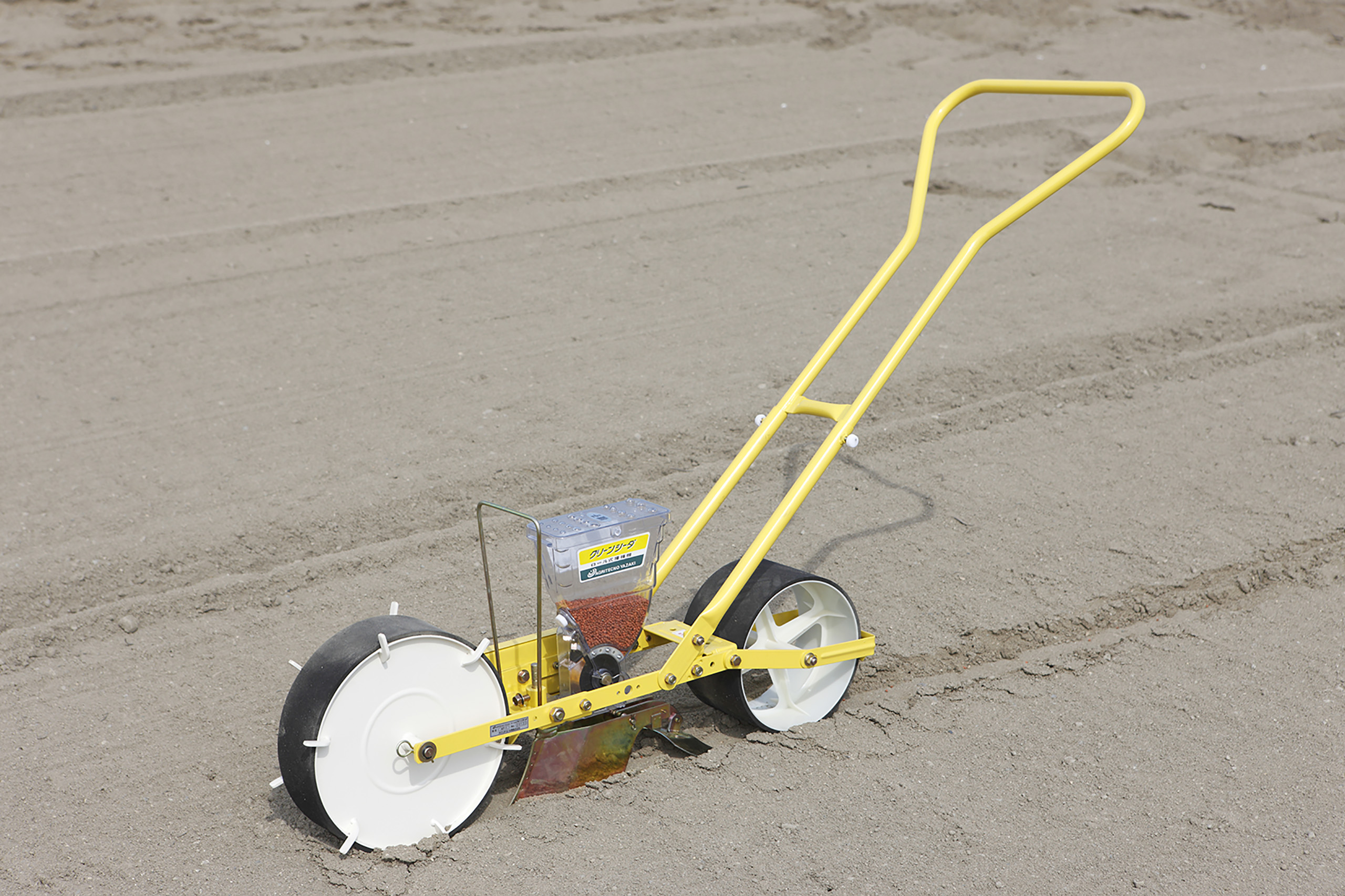 アグリテクノ矢崎が播種機「クリーンシーダAP-1」にかける情熱を紹介