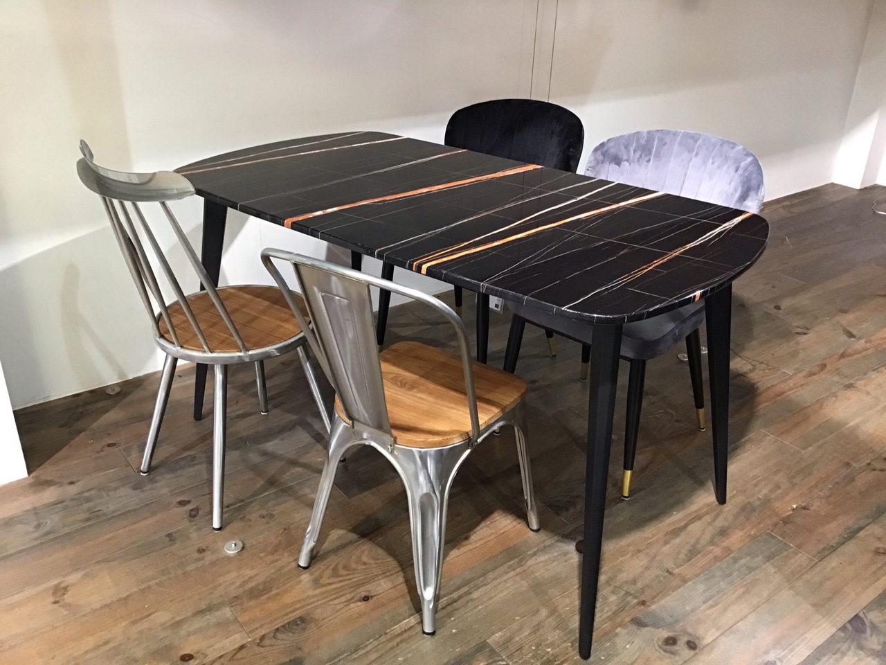 大理石ダイニングテーブル 140マーブル【送料無料】【開梱設置便