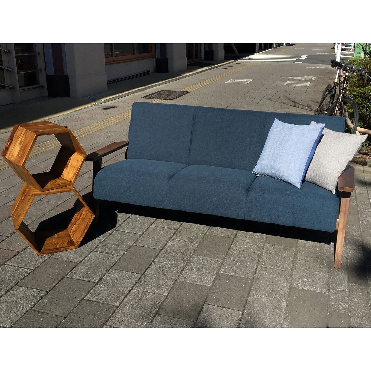 ソファNC130A 3人掛け【送料無料】 ブルー/ウォールナット 通販