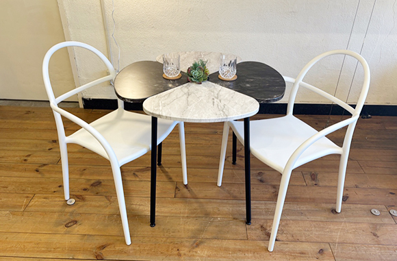 美しい曲線が強調された、シュールなイメージのチェア | NOCEノーチェ