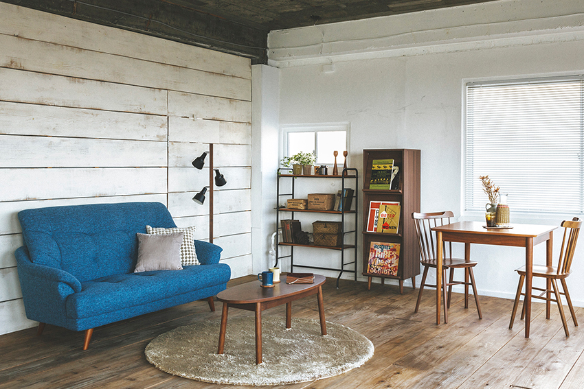 落ち着きのある空間に。ブルーソファ | NOCEノーチェ 家具・インテリア通販