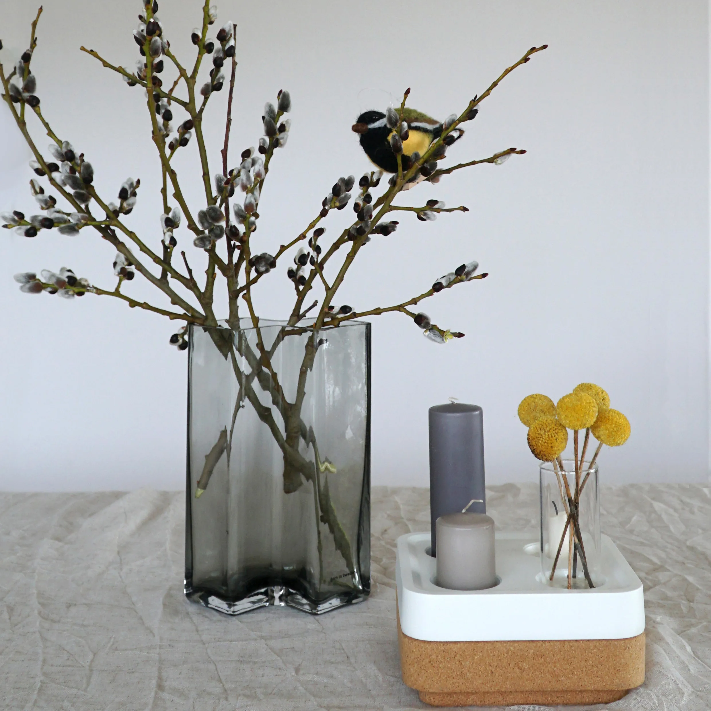 Born In Sweden | ボーン イン スウェーデン からのRow 花瓶 2口