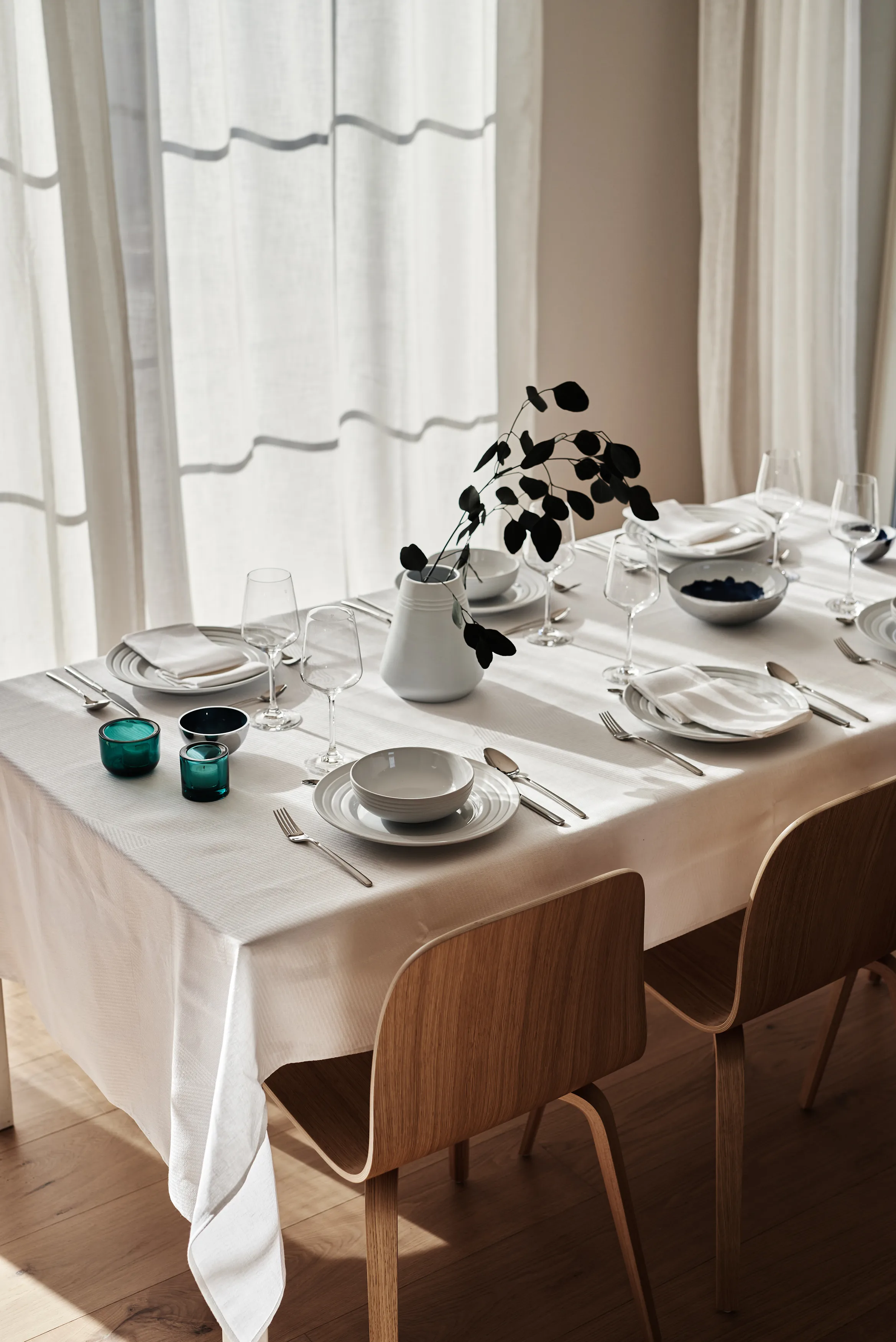 NJRD | 二オール からのGeometric テーブルクロス 147x250 cm