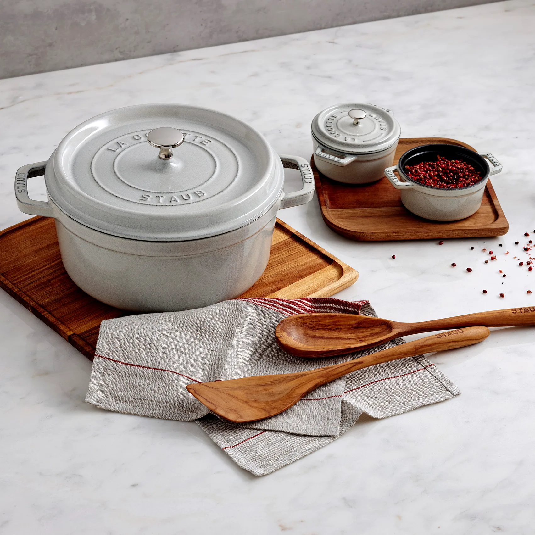 STAUB | ストウブ からのSTAUB ホワイトトリュフ (カンパーニュ