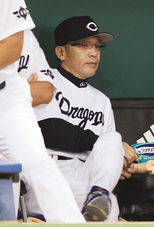 名監督・落合博満氏、優勝してもナゴヤDの空席目立った事情｜NEWS