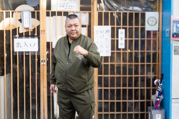 写真】西成でうどん店営む元暴力団組員キンちゃん、地価高騰に外国人