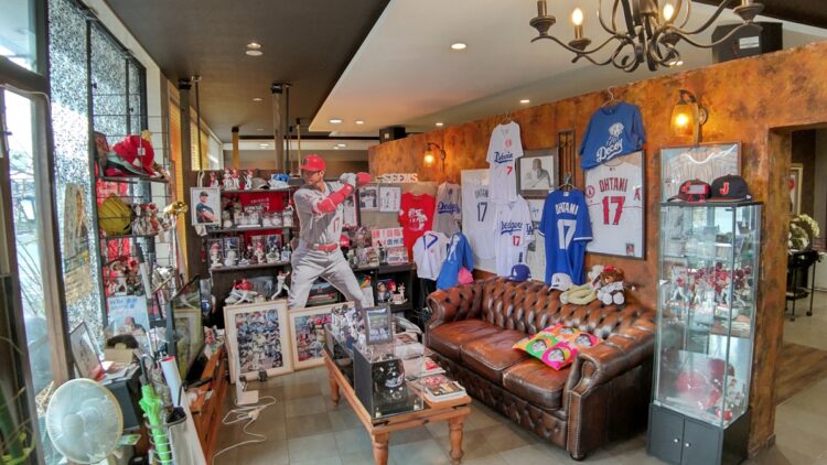 ロサンゼルスの“大谷翔平スポット”を紹介 「壁画」「コーヒーチェーン