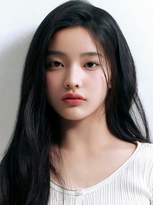 イロハ（外薗 彩羽）｜ILLIT（I'LL-IT）｜応援投票、身長、年齢など