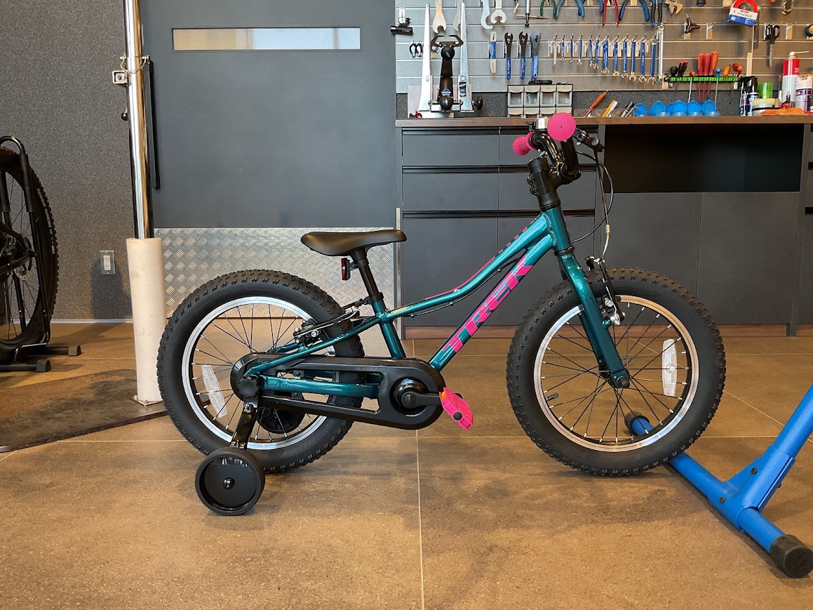 TREKキッズバイク【Precaliber 16】＆【Precaliber 24】をご納車しま