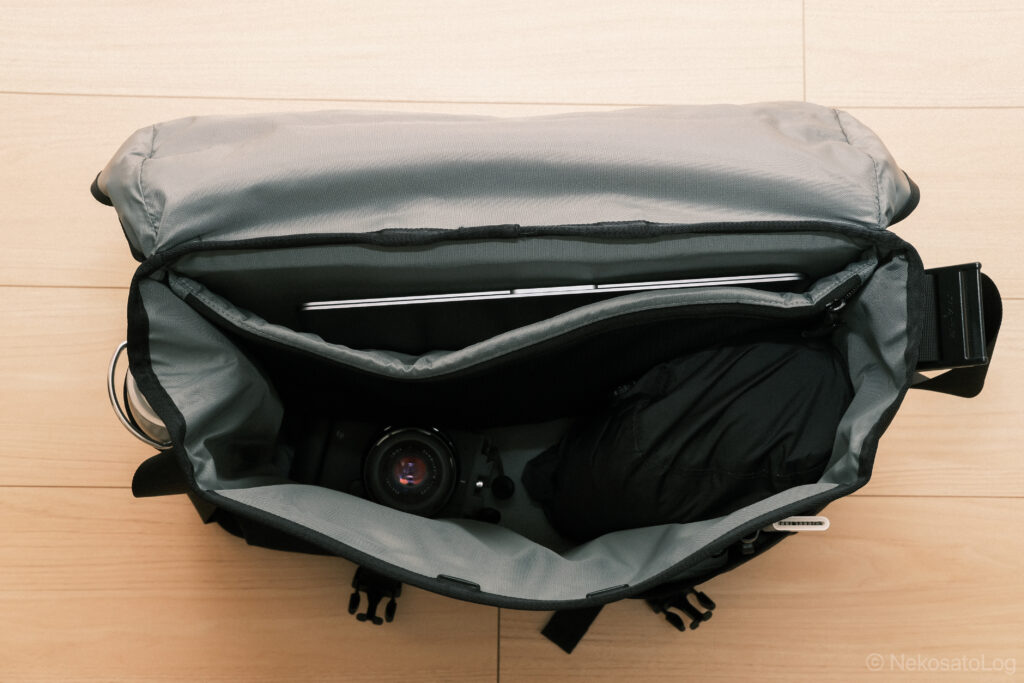 レビューBROMPTON Messenger Bag 23L】通勤に最適なフロントバッグ！体