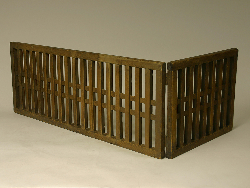 帳場格子（ちょうばごうし） | くらしの道具 | 所蔵品アーカイブ