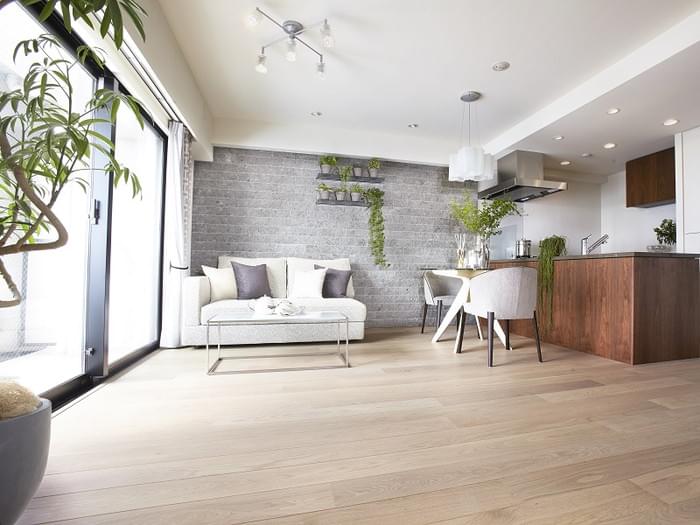 北欧・スカンジナビアの「フローリング」の特徴と事例｜Navia