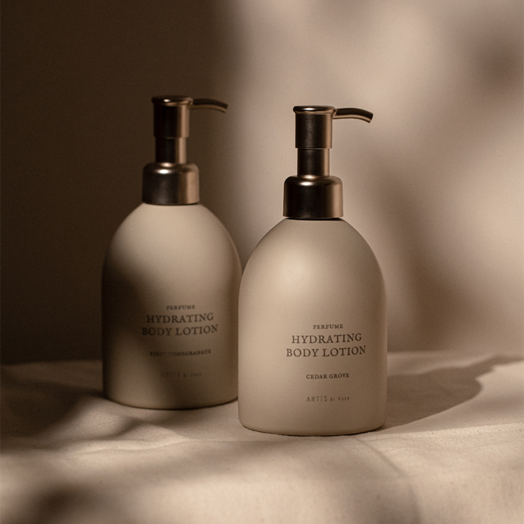 ARTiS di Voce ハイドレーティングボディローション 300g 3305 CEDAR