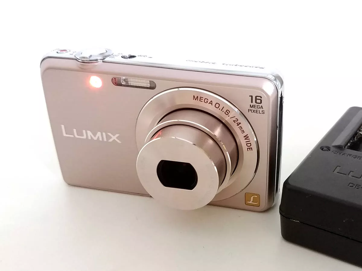 Panasonic LUMIX DMC-FH8 コンパクトデジタルカメラ | しばさんの