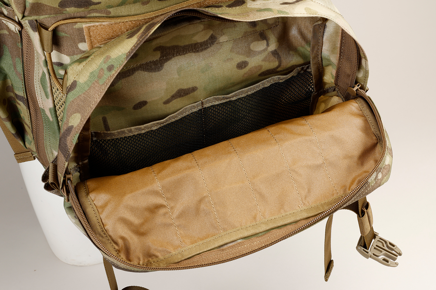 ARES D-2 TACTICAL BACKPACK J-TECH ミリタリーショップ 革ジャン 中田商店