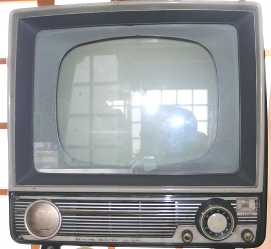 早川電機工業製 SHARP白黒テレビ - 骨董、古民具、古書の“芳栄堂”
