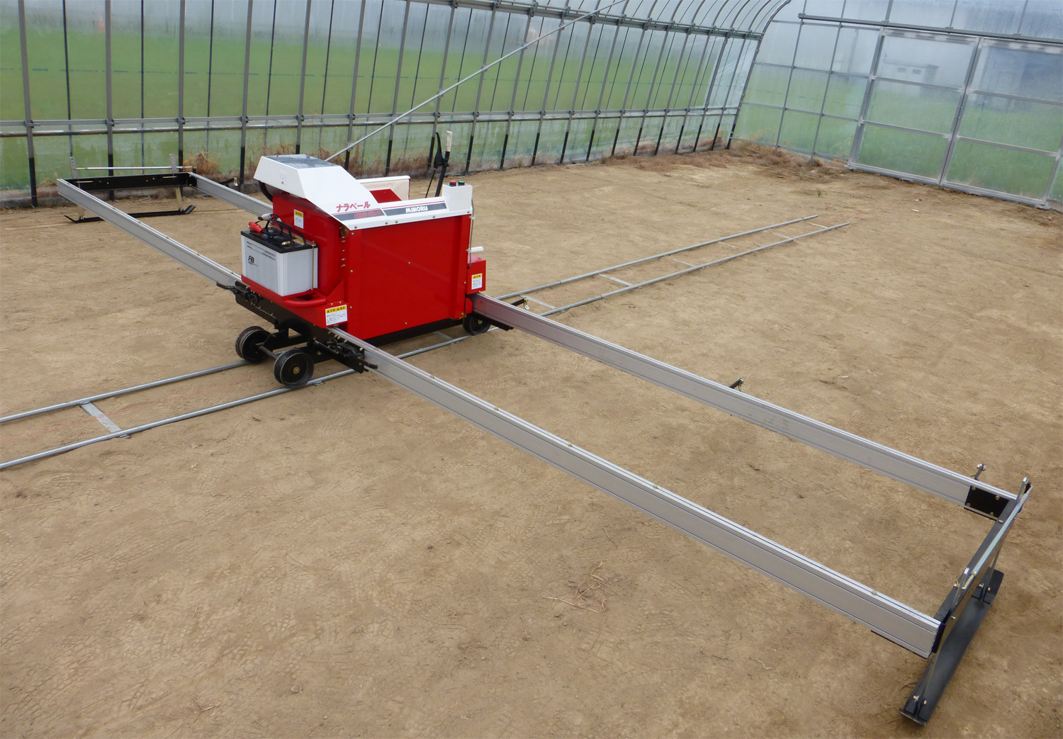 みのる 成苗ポット苗箱並べシステム ｜日本ニューホランド株式会社