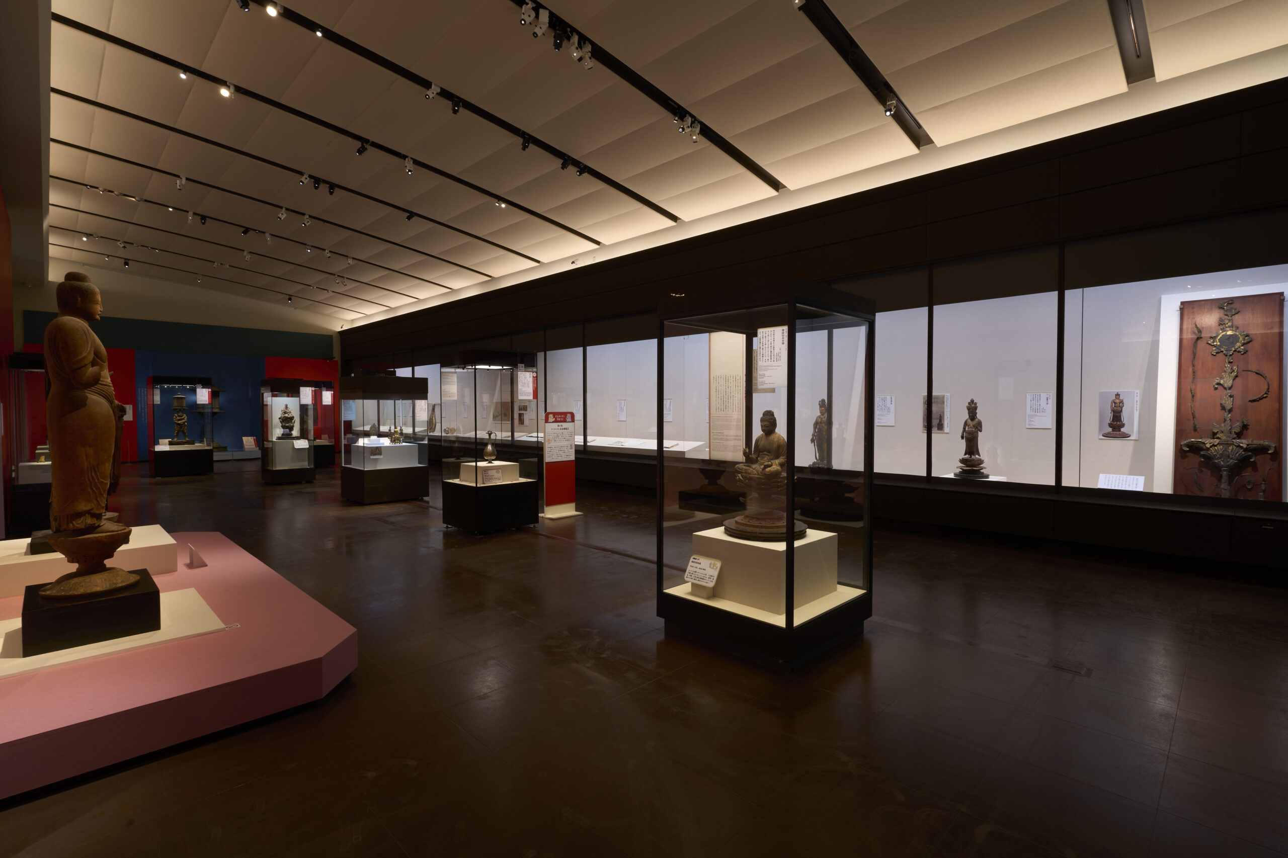 奈良国立博物館開館130年記念特別展「超 国宝－祈りのかがやき