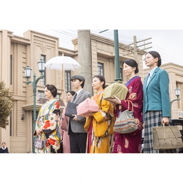 連続テレビ小説 虎に翼 完全版 DVD-BOX1 全4枚｜国内ドラマ｜DVD