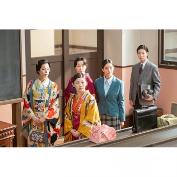 連続テレビ小説 虎に翼 総集編 ブルーレイBOX 全2枚｜国内ドラマ