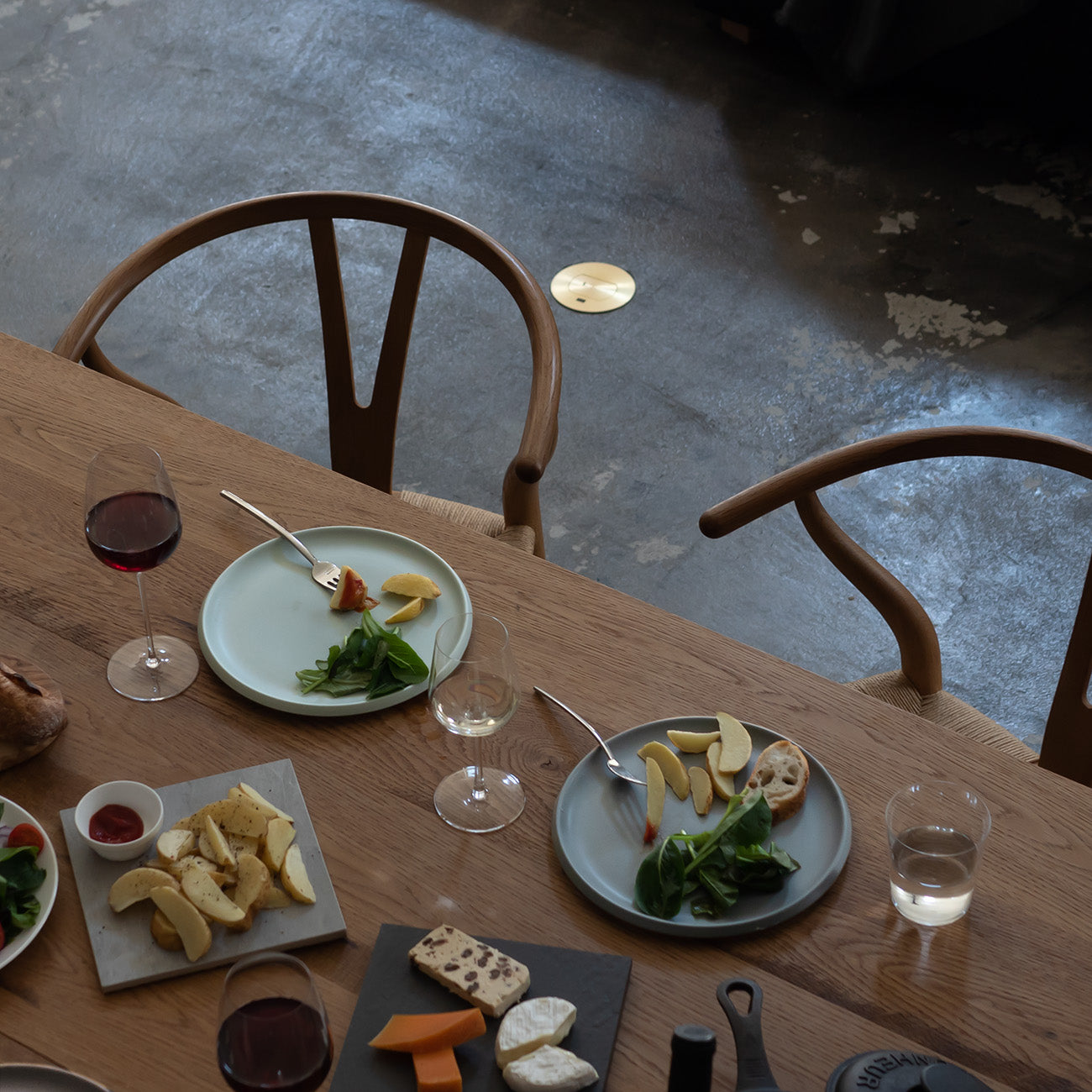 24cmプレート 朝凪｜おしゃれカフェ食器｜新生活｜Saredo NAGI