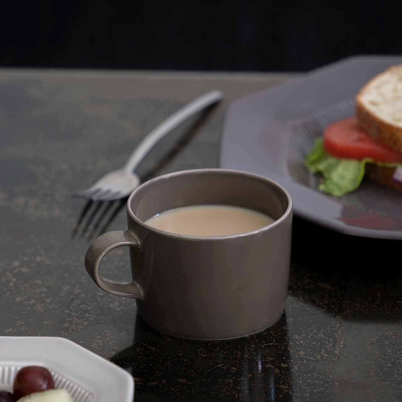 マグ(300cc) ディープブラウン｜おしゃれレトロ食器｜Saredo alique