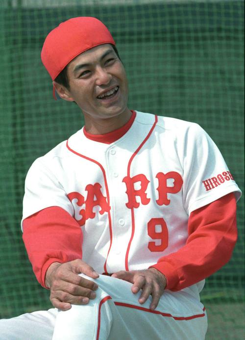 父が母墓前で倒れた？転機でレギュラーに／緒方孝市 - 評論家コラム