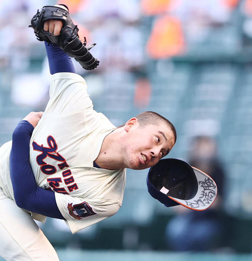 甲子園】神戸国際大付、甲子園で北海に3連勝 アクシデントも乗り越え