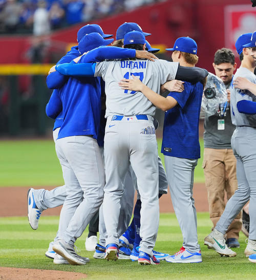 ドジャース山本由伸が月間MVP 4年連続の地区優勝に大きく貢献