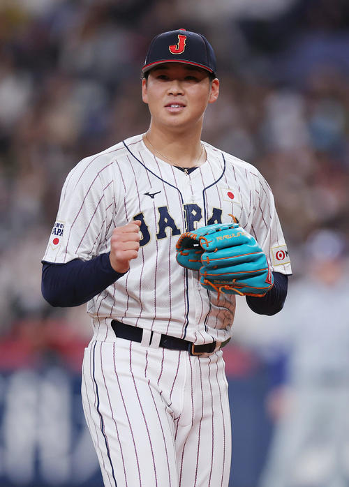 新品☆侍ジャパン山下舜平大投手レプリカユニフォームM 新品☆侍