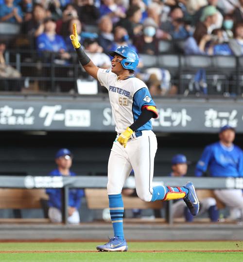 日本ハム】水谷瞬が正真正銘のプロ初本塁打「しっかり“打ち直す”ことが