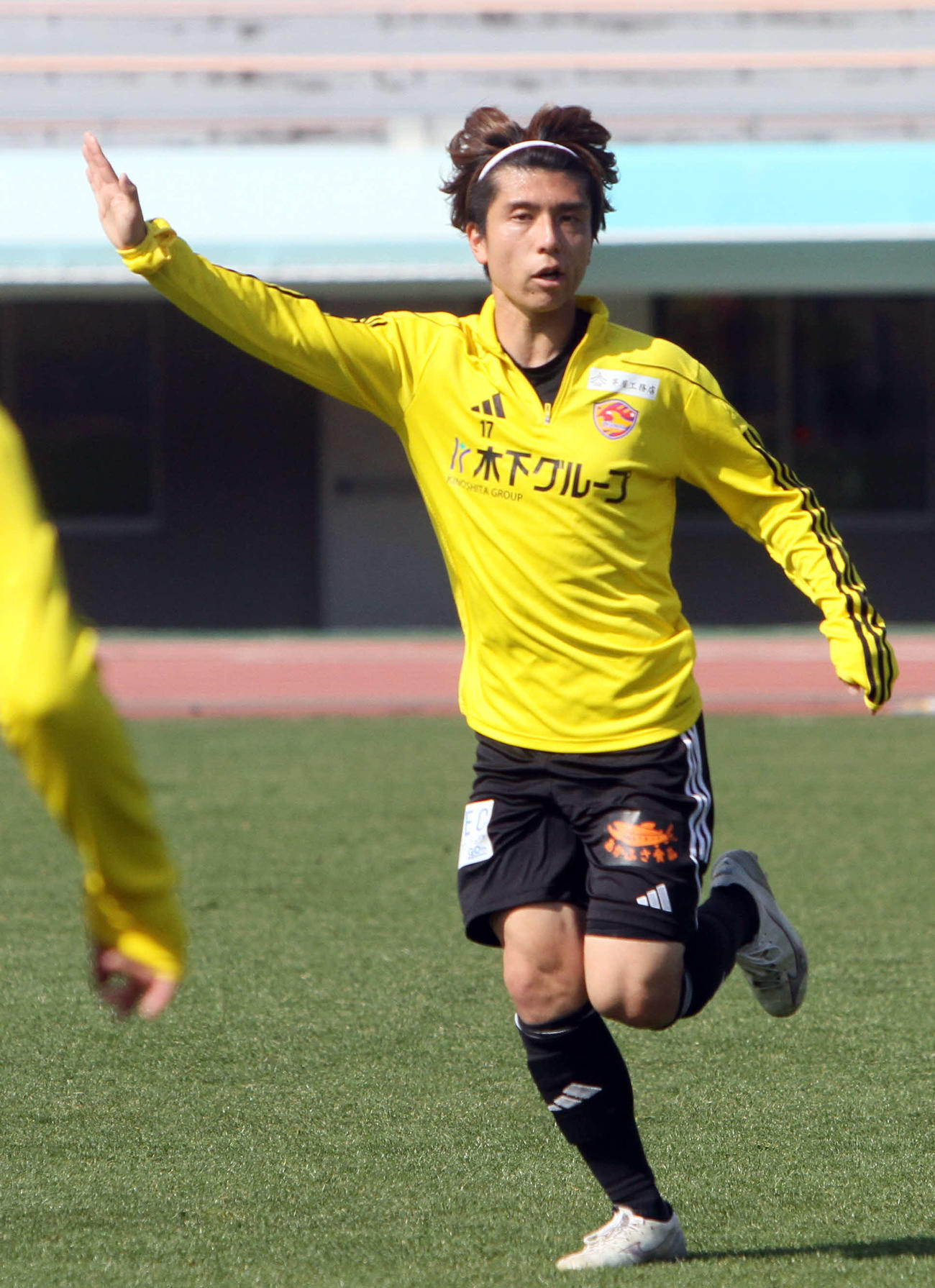 仙台】背番号「17」変更のMF工藤蒼生「晋伍さん目標に、超えられるよう