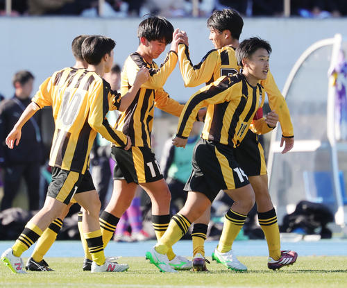 高校サッカー】前橋育英、PK戦を制して3回戦進出 前半圧倒も後半に