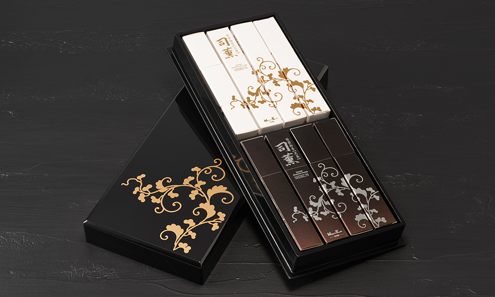 司薫 ( しくん ) 進物 二種香(白檀・沈香)8箱入 | 贈答用お線香 | 日本