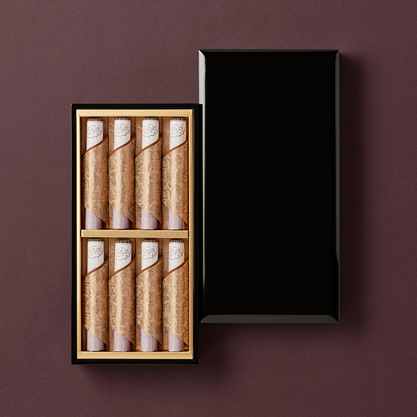 伽羅大観 塗箱短8入 | 贈答用お線香 | 日本香堂公式