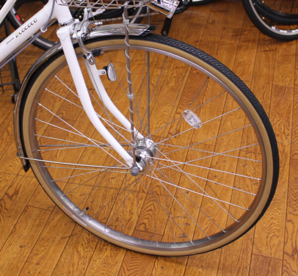 ブリヂストン製のベルト自転車ロココが期間限定特価で売出し中。