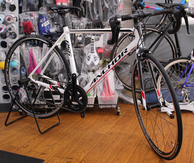 ANCHORの2018年モデルRS6 EPSEが入荷いたしました。