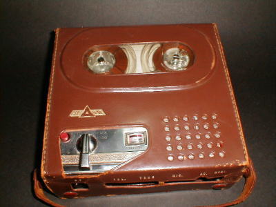 テープレコーダー