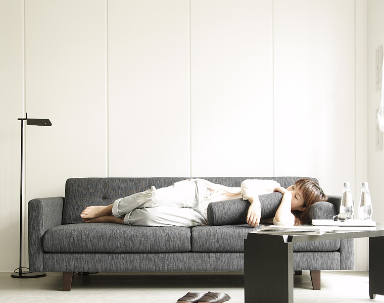 見た目もオシャレなモダンデザインソファベッド「Volster Sofa Bed 3人