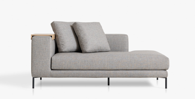 リビングの中央に配置しても圧迫感ゼロ。新登場「Decibel Standard